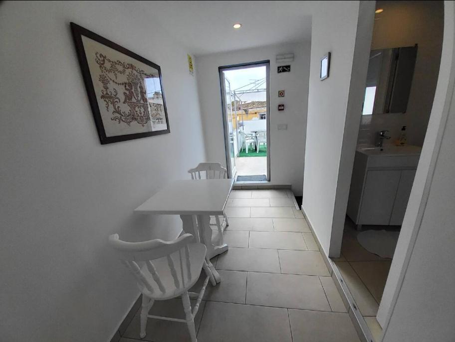 Blife Faro City Life Private Rooms Екстериор снимка