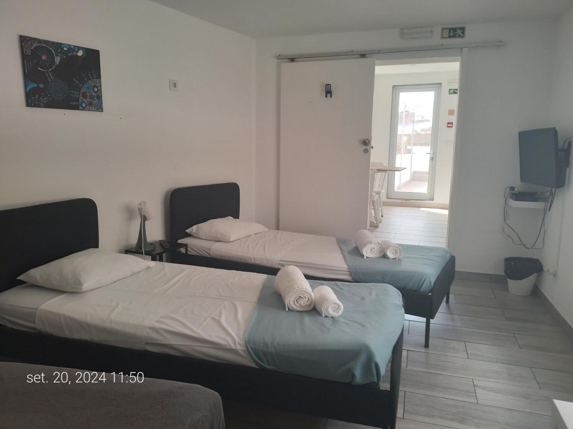 Blife Faro City Life Private Rooms Екстериор снимка